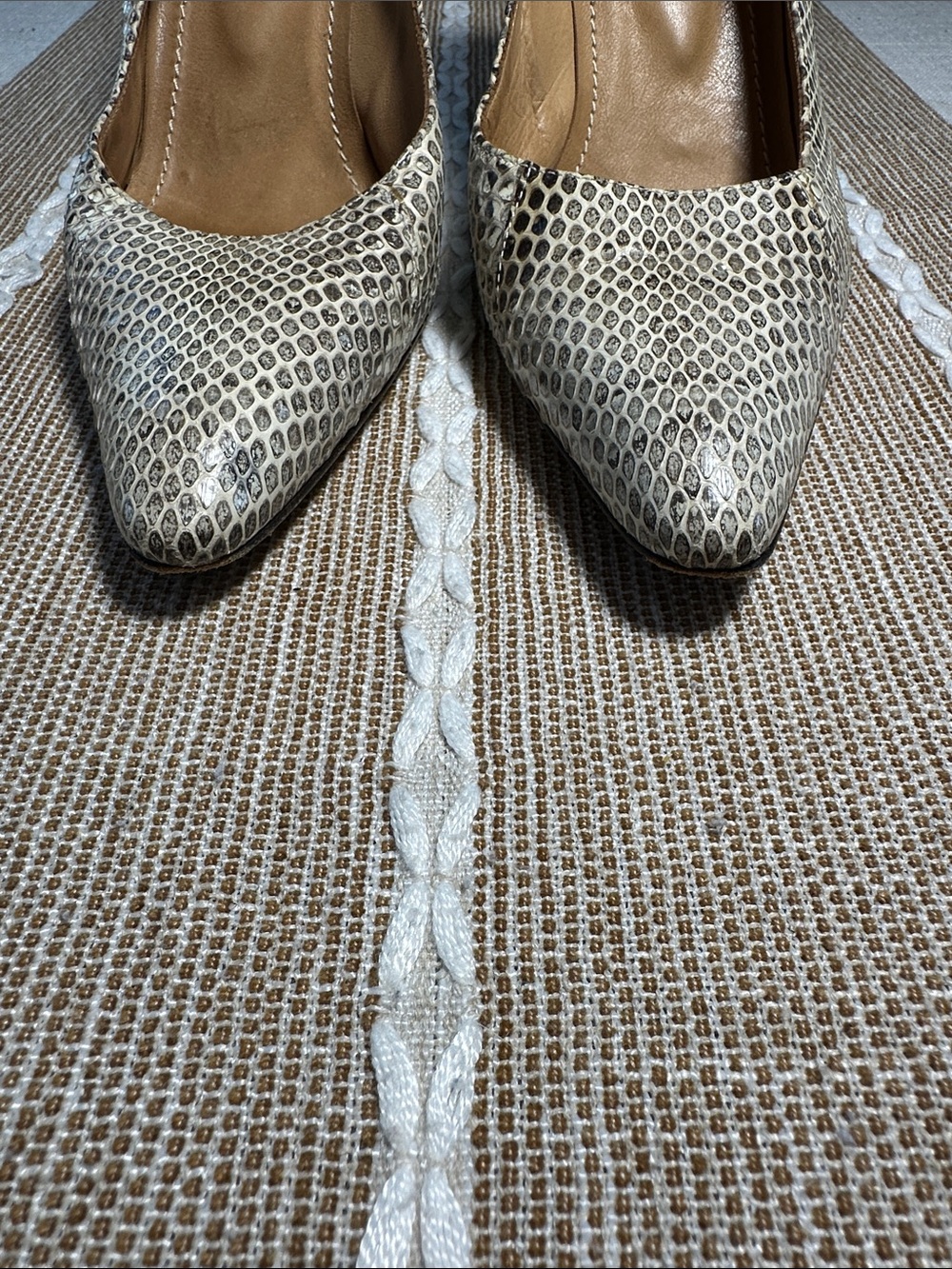 *VINTAGE YVES SAINT LAURENT YSL PYTHON LEATHER SNAKESKIN HEELS* - Picture 3 of 11